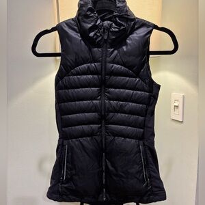 Women's Black Puffer Vest